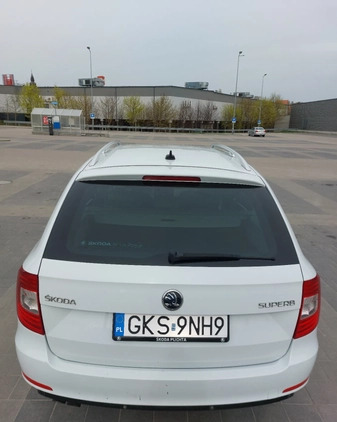 Skoda Superb cena 44500 przebieg: 310000, rok produkcji 2014 z Kościerzyna małe 67